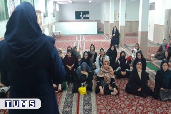 برگزاری جلسه آموزشی با عنوان مهارت های فرزند پروری برای اولیای دانش آموزان دبستان کمیل  شهرستان اسلامشهر 